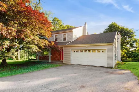50 Rockledge Dr, Southeast, NY 10509