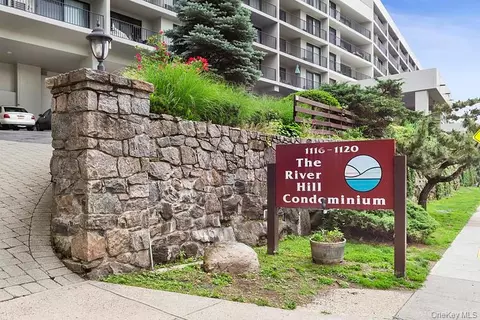1116 Warburton Ave #4R, Yonkers, NY 10701