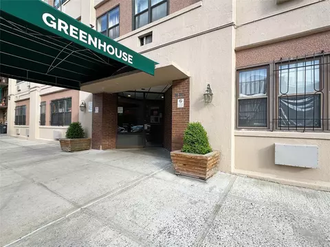 8006 47th Ave #5A, Elmhurst, NY 11373