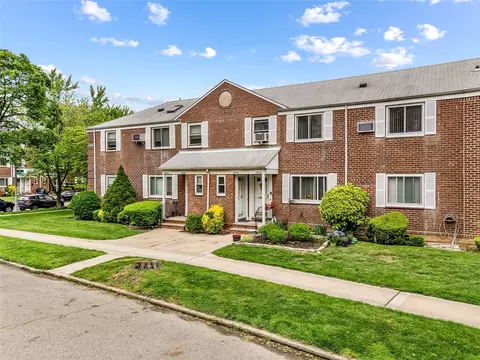 247- 78 77th Cres #B, New York, NY 11426