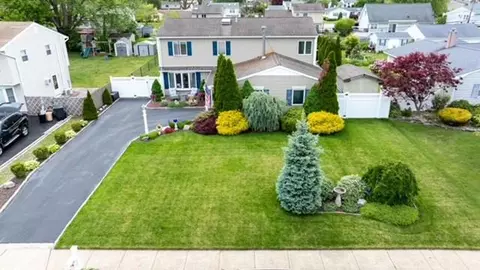 436 Greenbelt Pkwy, Holtsville, NY 11742