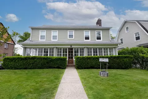 31 Heminway Ave, New Rochelle, NY 10801