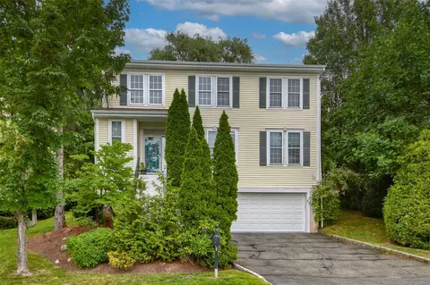 36 Bellefair Rd, Rye Brook, NY 10573