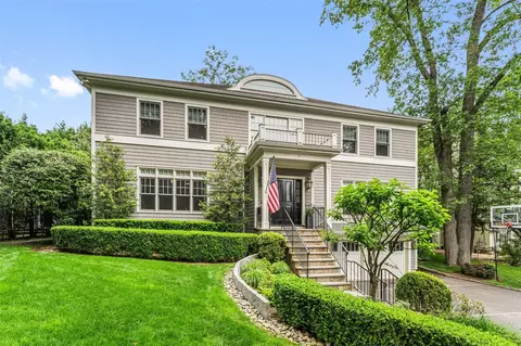 7 Ogden Rd, Scarsdale, NY 10583