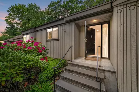 554 Heritage Hls # B, Somers, NY 10589