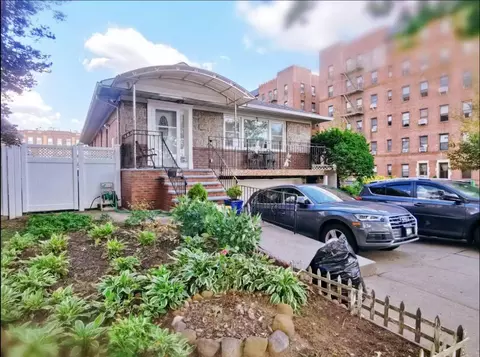 35-73 167th St, Flushing, NY 11358