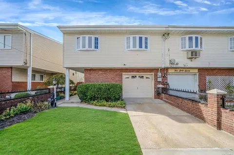 565 Beach 65th St, New York, NY 11692