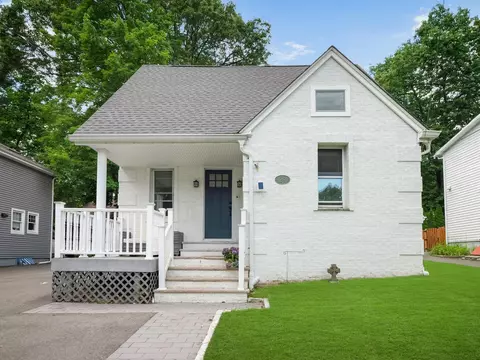 29 Chestnut St, Orangetown, NY 10965