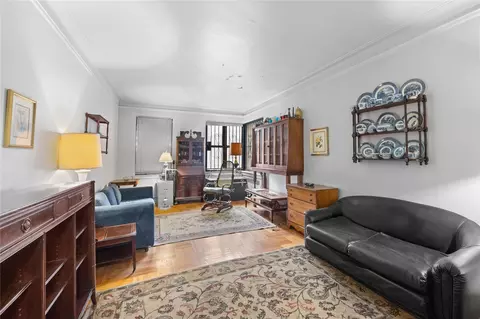 3000 Valentine Ave #1D, New York, NY 10458