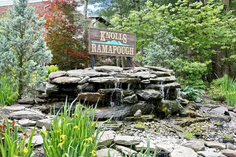503 Jumano Ct, Ramapo, NY 10901