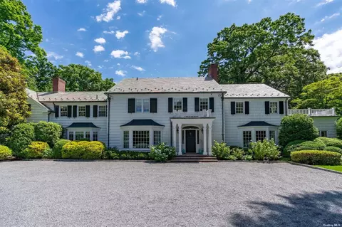 126 Piping Rock Rd, Locust Valley, NY 11560