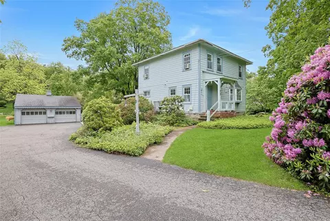 375 Quaker Rd, New Castle, NY 10514
