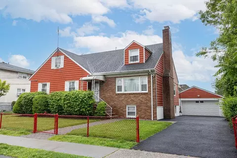 426 N High St, Mount Vernon, NY 10552
