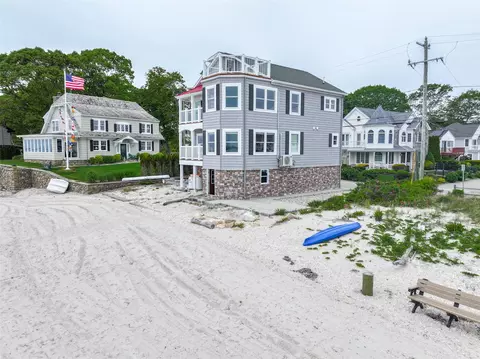 22 Shore Rd, Niantic, CT 06357