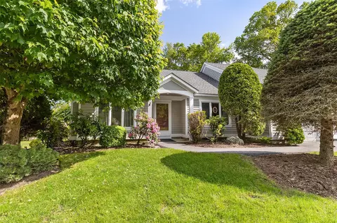 745 Heritage Hills Dr #A, Somers, NY 10589