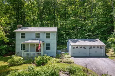 42 Harmony Rd, Pawling, NY 12564