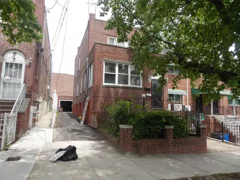 1777 Edenwald Ave, New York, NY 10466