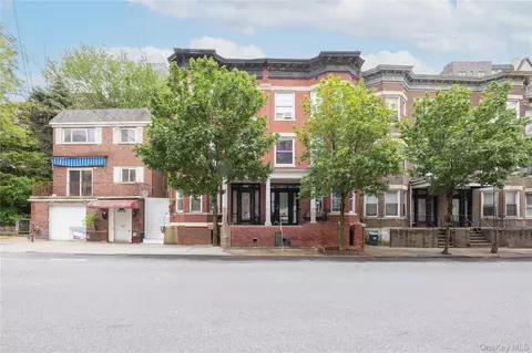 3496 Fort Independence St, New York, NY 10463