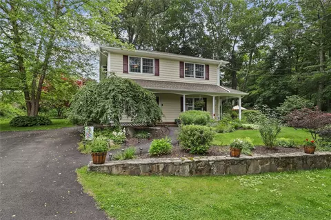 21 Oneonta Rd, Kent, NY 10512