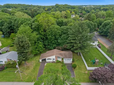 50 Parker Blvd, Ramapo, NY 10952