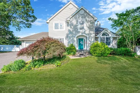 7 Dexter St, Selden, NY 11784