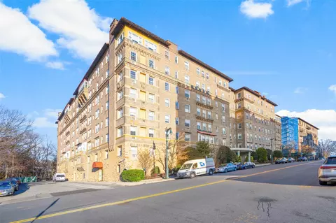 16 N Chatsworth Ave #507, Larchmont, NY 10538