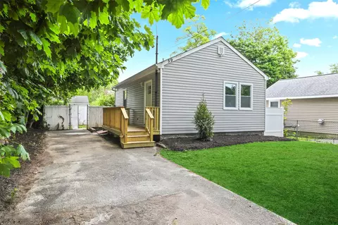 59 Moriches Dr, Mastic Beach, NY 11951