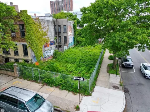 202 61st St, New York, NY 11220