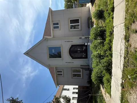 8033 169 St, Jamaica, NY 11432