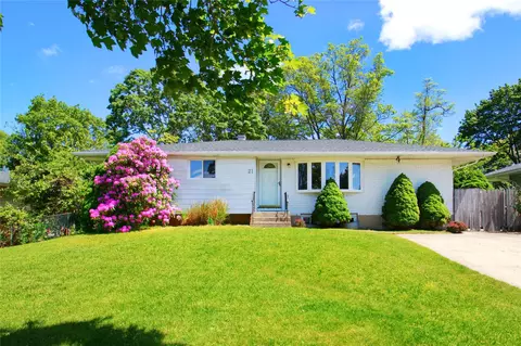 21 Rita Cres, Commack, NY 11725 photo 1