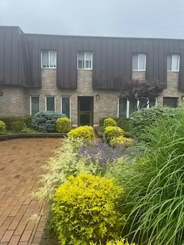 200 Hilton Ave #31, Hempstead, NY 11550