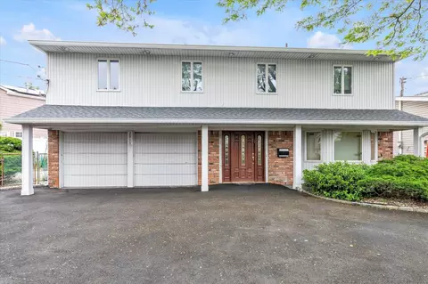2917 Frankel Blvd, Merrick, NY 11566