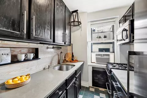 50 Lefferts Ave #6M, Brooklyn, NY 11225