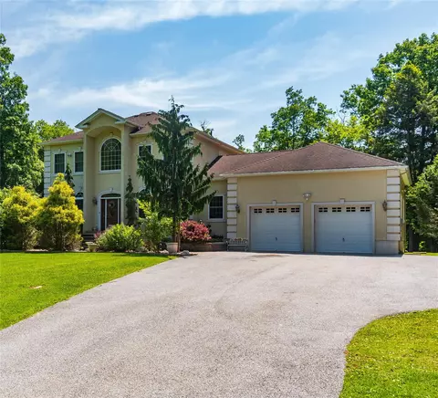 344 Ingrassia Rd, Wallkill, NY 10940