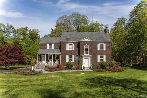 273 Elm Rd, Briarcliff Manor, NY 10510