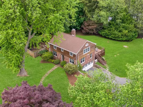 200 New Hempstead Rd, Clarkstown, NY 10956