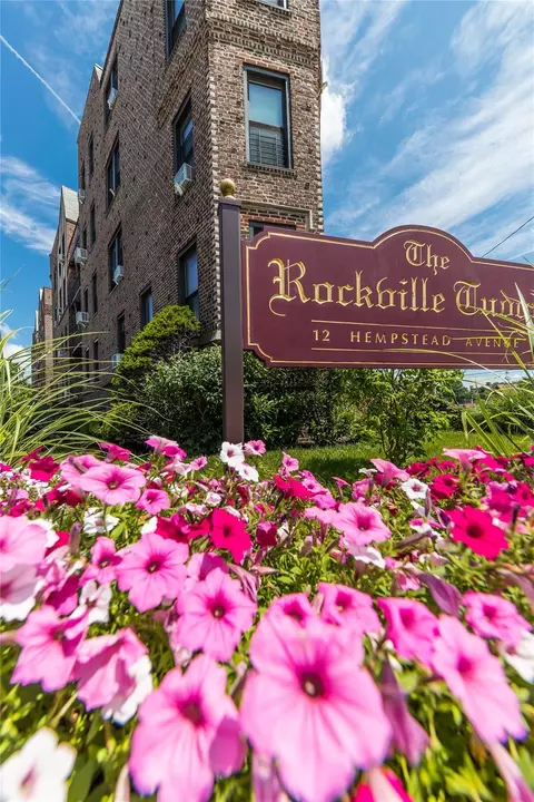 Undisclosed, Rockville Centre, NY 11570