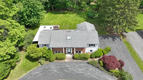 9 Skylark Dr, Ramapo, NY 10977