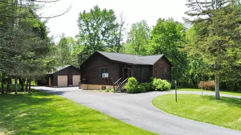 29 Fallen Tree Ln, Athens, NY 12015