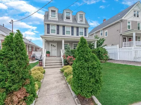 13-11 154th St, New York, NY 11357