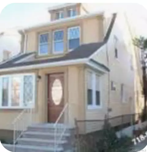 112-01 Witthoff St, New York, NY 11429