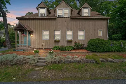 75 Clubhouse Rd, Tuxedo, NY 10987