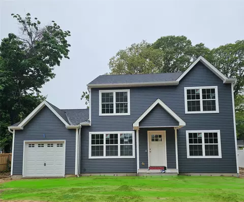 28 Cedar Branch St, Middle Island, NY 11953