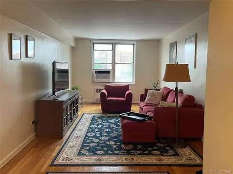 1430 Thieriot Ave #6J, New York, NY 10460