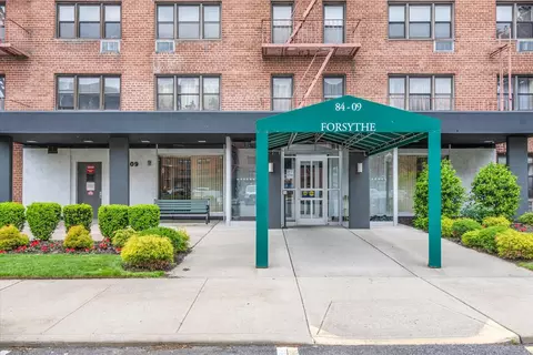 84-09 155th Ave #3A, New York, NY 11414