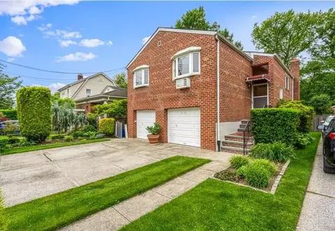 3226 165th St, Flushing, NY 11358