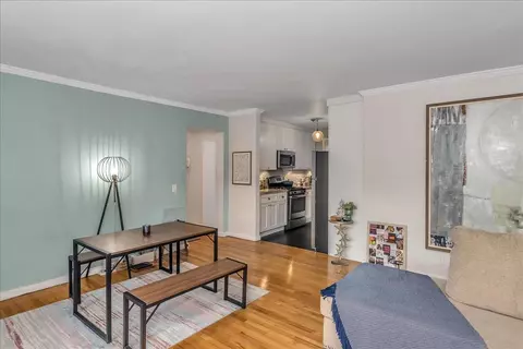 360 Stewart Ave #2C, Garden City, NY 11530