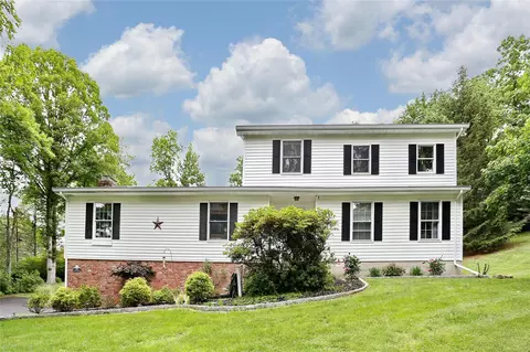285 Willow Grove Rd, Stony Point, NY 10980