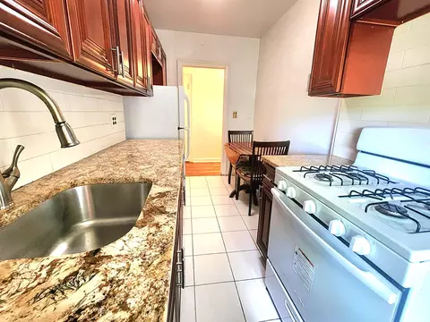 5607 31st Ave #1B, New York, NY 11377