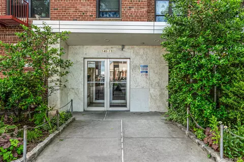 140-15 Holly Ave #4E, New York, NY 11355